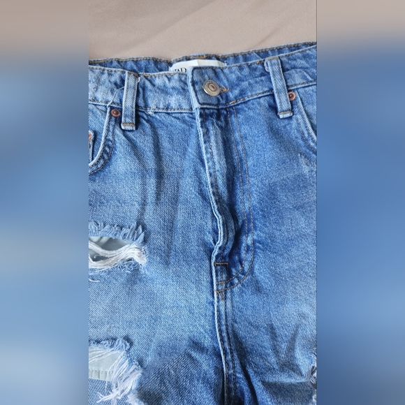 Zara Light Blue Ripped Jean Shorts - Picture 3 of 15